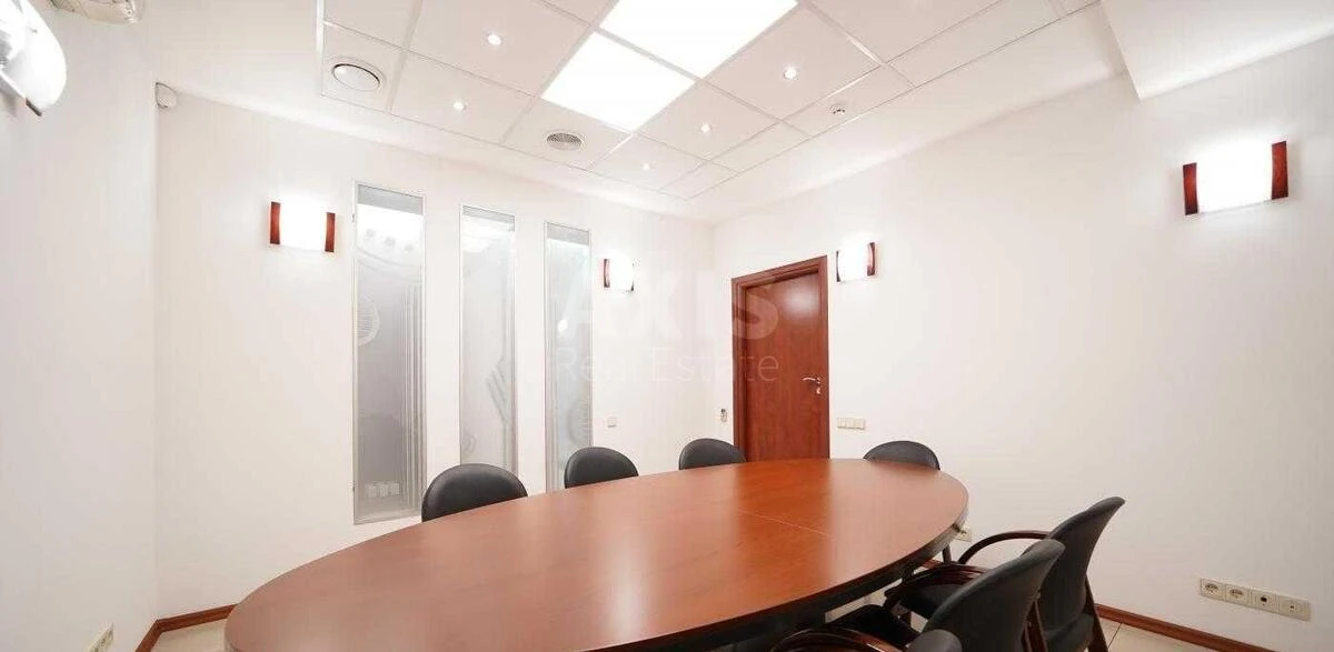 Office vul. Velyka Vasyl'kivs'ka 72, 138m2699504