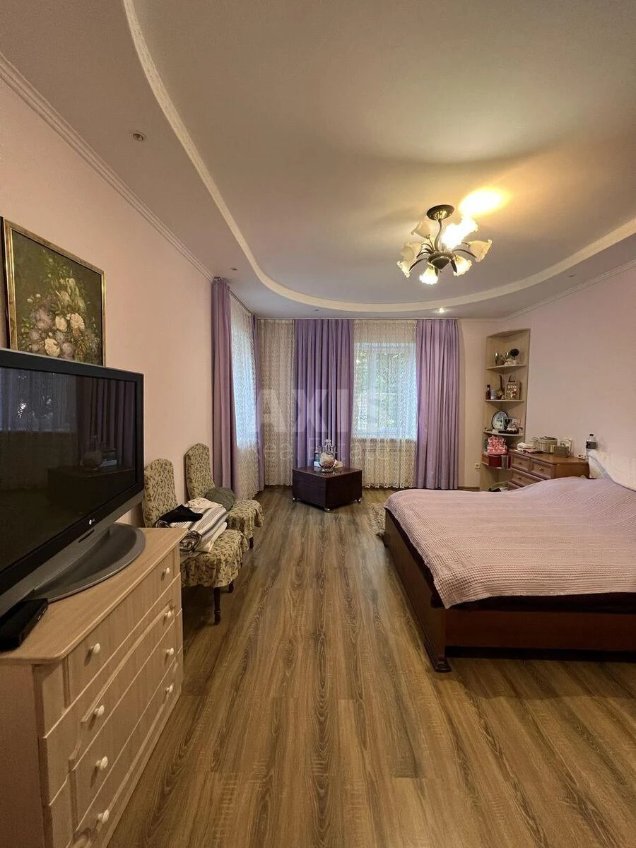 House vul. Uchbova, 135m2, Kyiv city587632