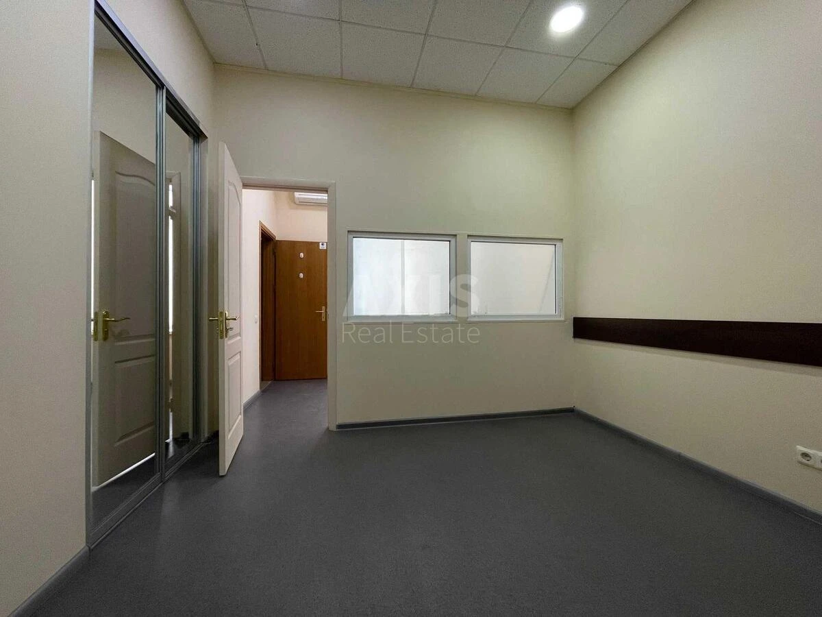 Office vul. Saksagans'kogo 3, 300m2675844