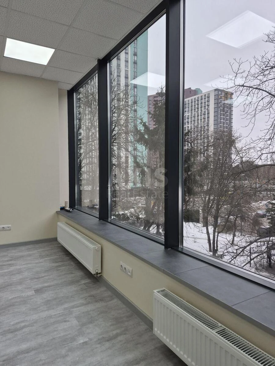 Trade object vul. Viktora Nekrasova 3, 354m2657380