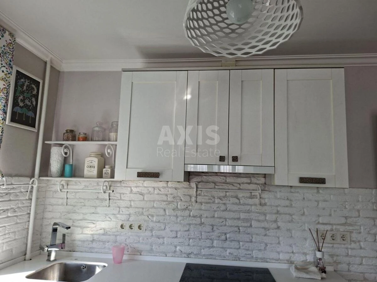2k apartment vul. Serafymovycha 7/2683930