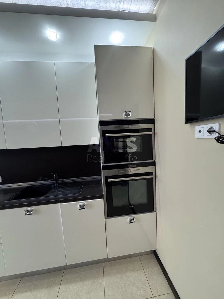 2k apartment vul. Yulia Zdanovska 71Г621182