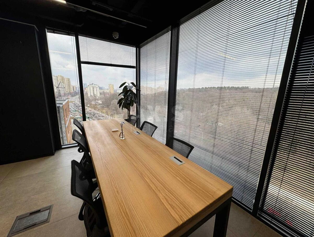 Office vul. Krasylivs'ka 6, 417m2671403