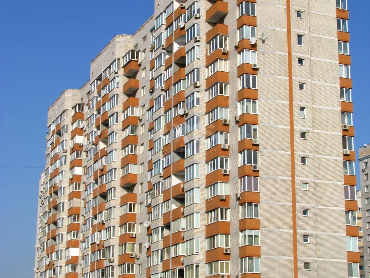 1к квартира ул. Ахматовой Анны 35А7043210