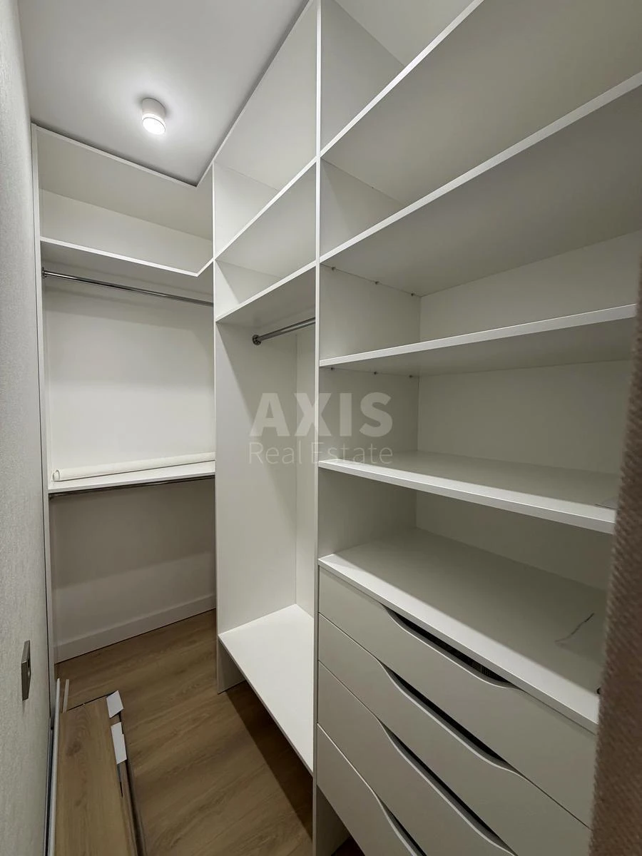 1k apartment vul. Prychal'na 10689919