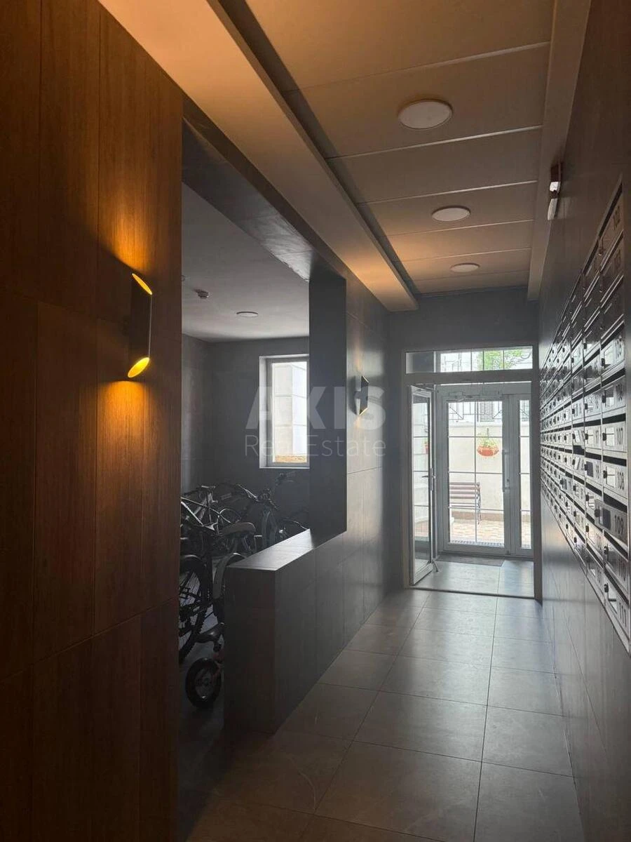 2k apartment vul. Myhajla Maksymovycha 26Г6904020