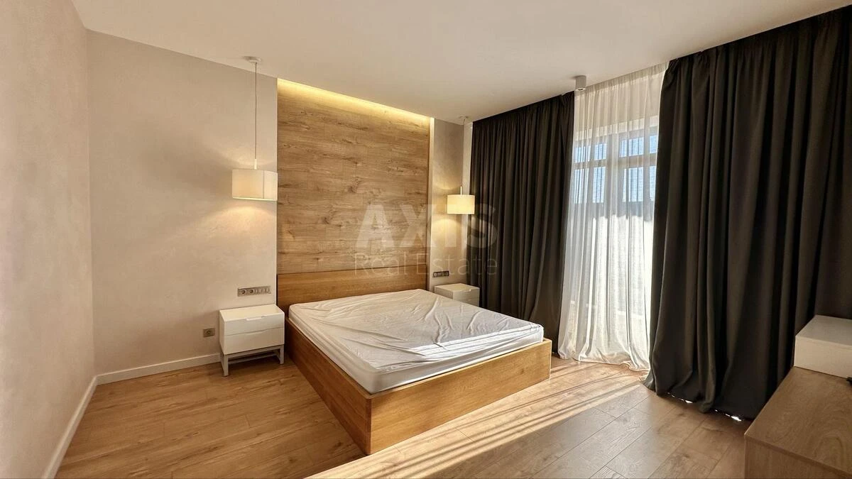 House vul. Vynogradna, 215m2, Kyiv city6919621