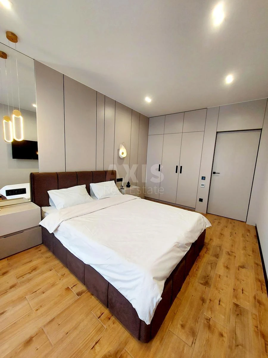 1k apartment vul. Sverstjuka Jevgena 6Е677715