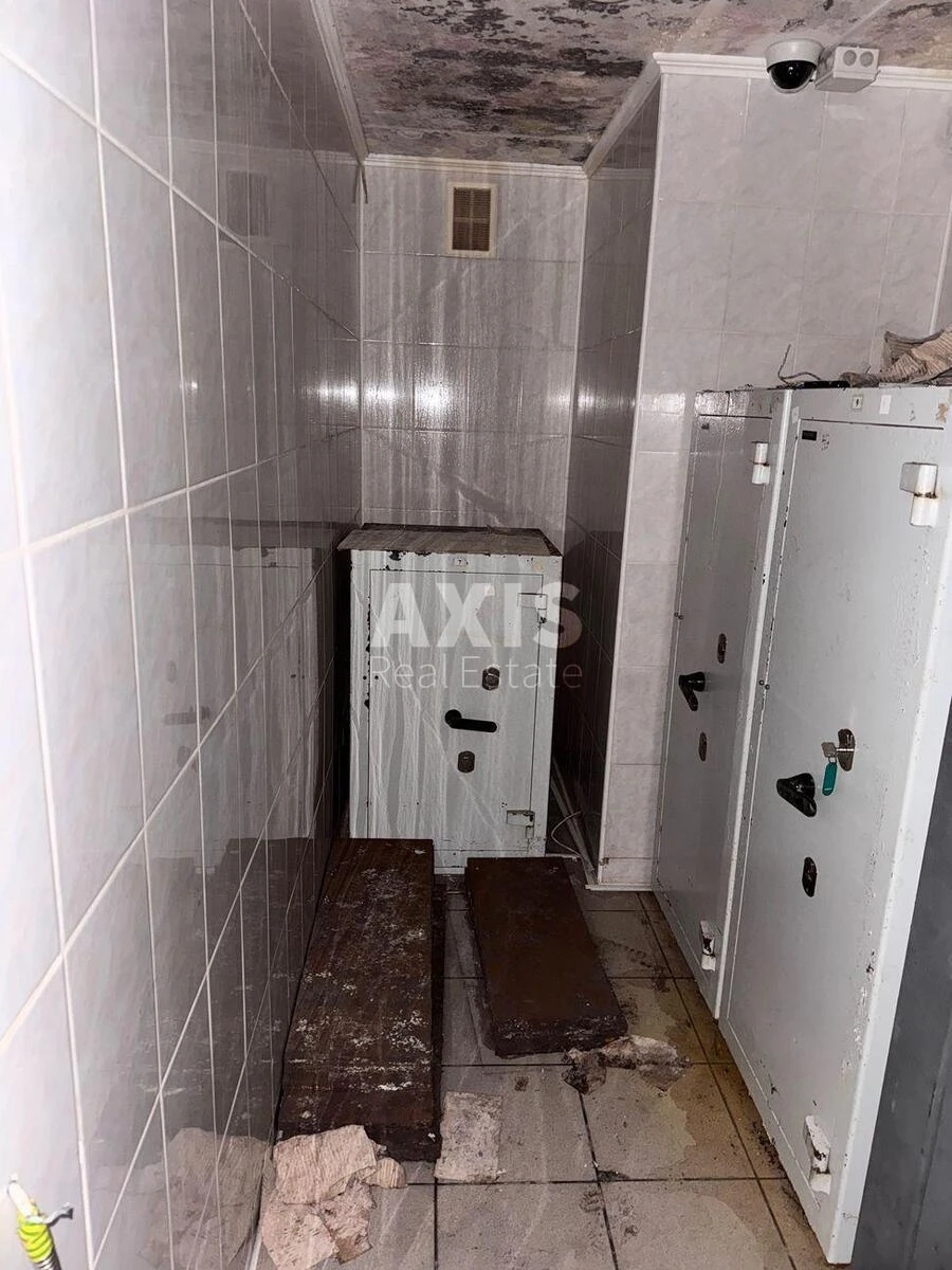 Объект торговли пр-т Воздушных Сил 25, 350м26612413