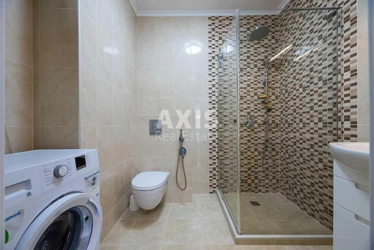 1k apartment pr-t Berestejskij 675392510