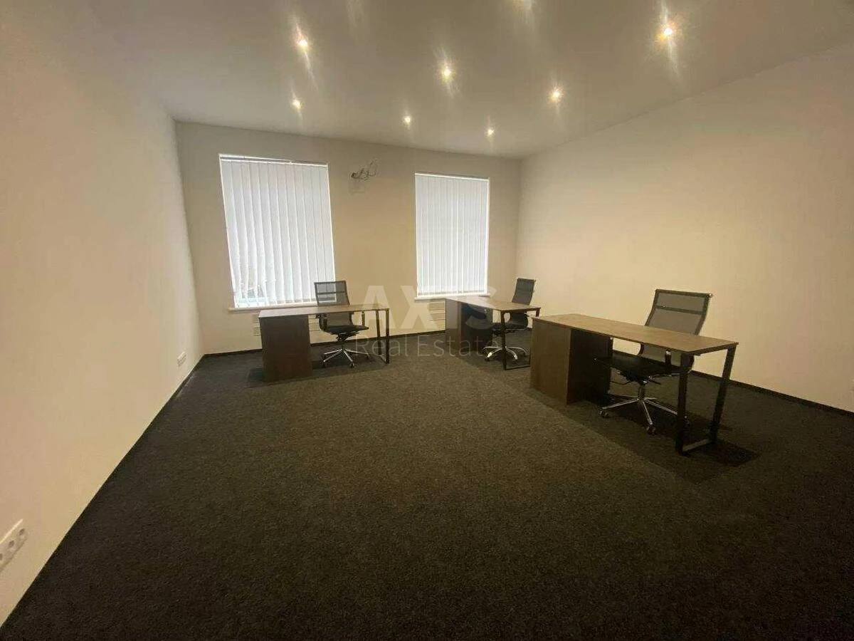 Office vul. Hreshhatyk 22, 300m2714731