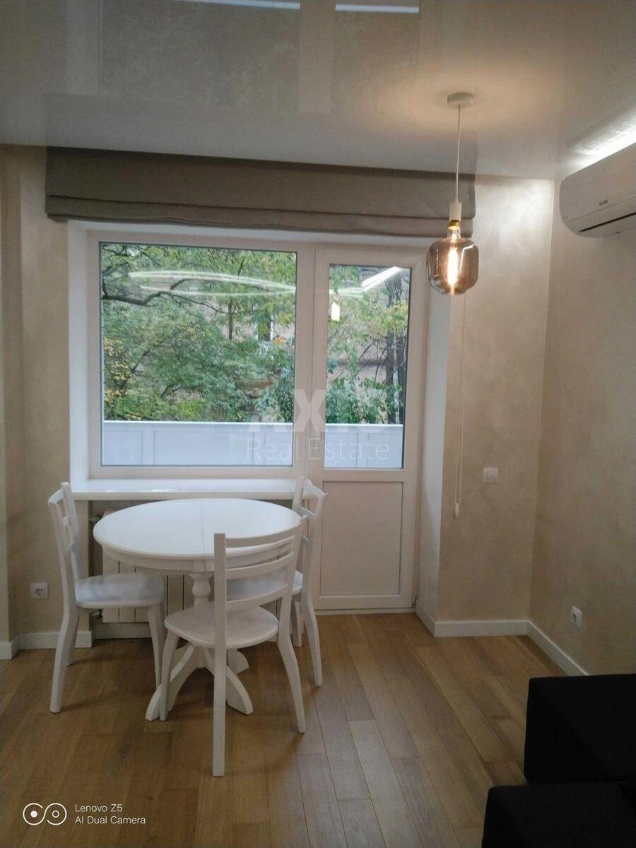 3k apartment bul. Lesi Ukrai'nky 10А701322