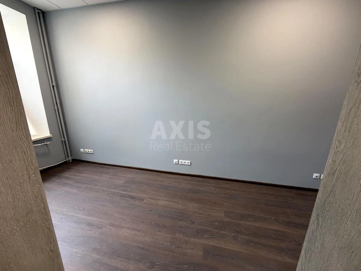 Office vul. Evgena Chykalenko 25, 300m2689198