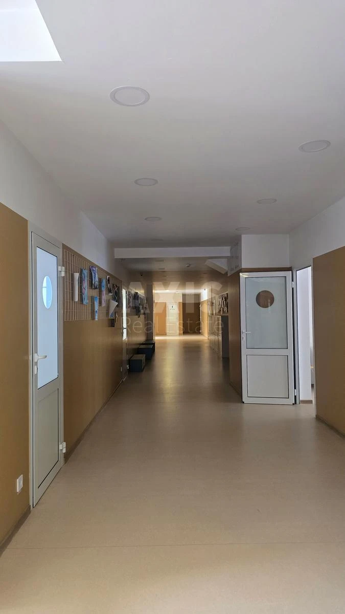 Офис ул. Предславинская 40, 1800м27049722