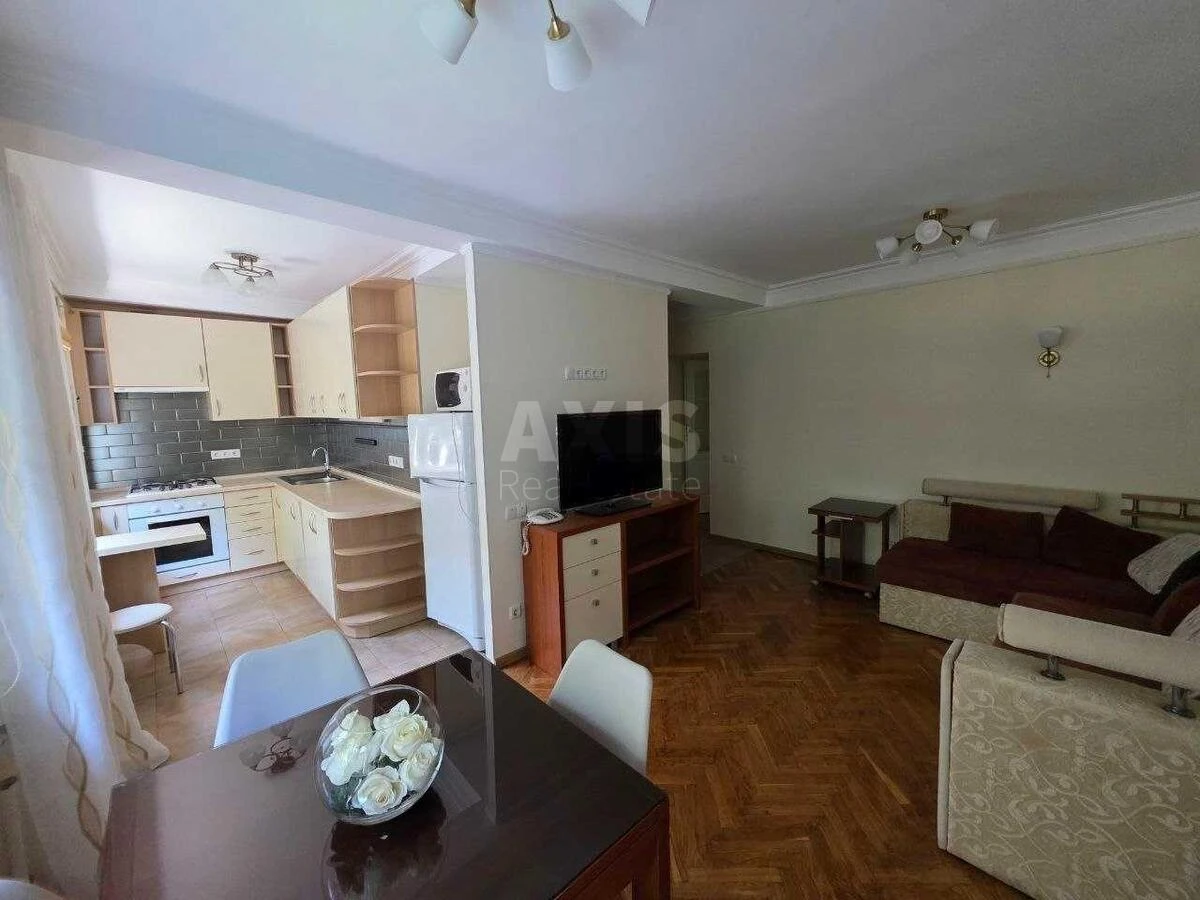 3к квартира ул. Соломенская 38707161