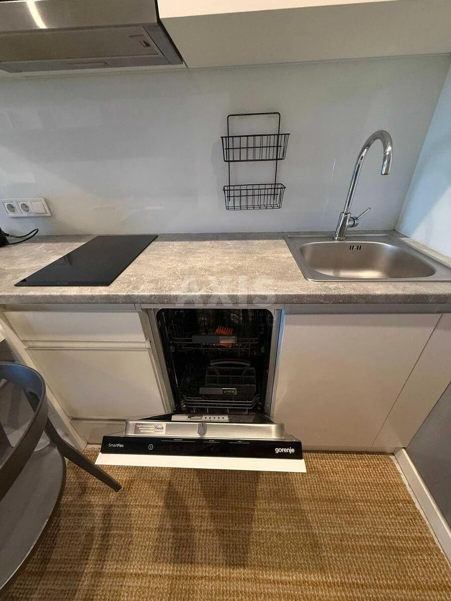 1k apartment vul. Zvirynec'ka 596620010