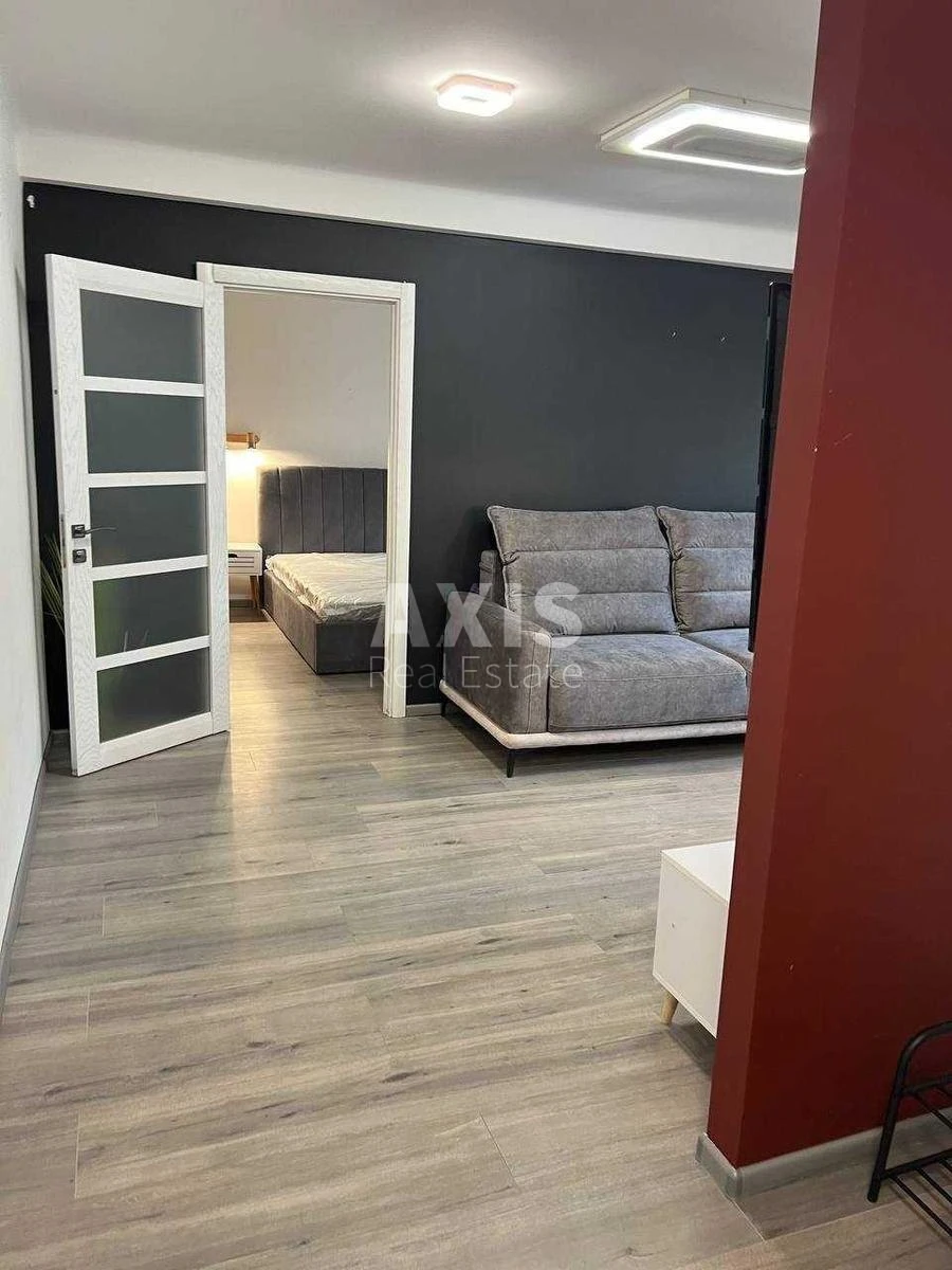 2k apartment uzv. Klovs'kyj 12416027