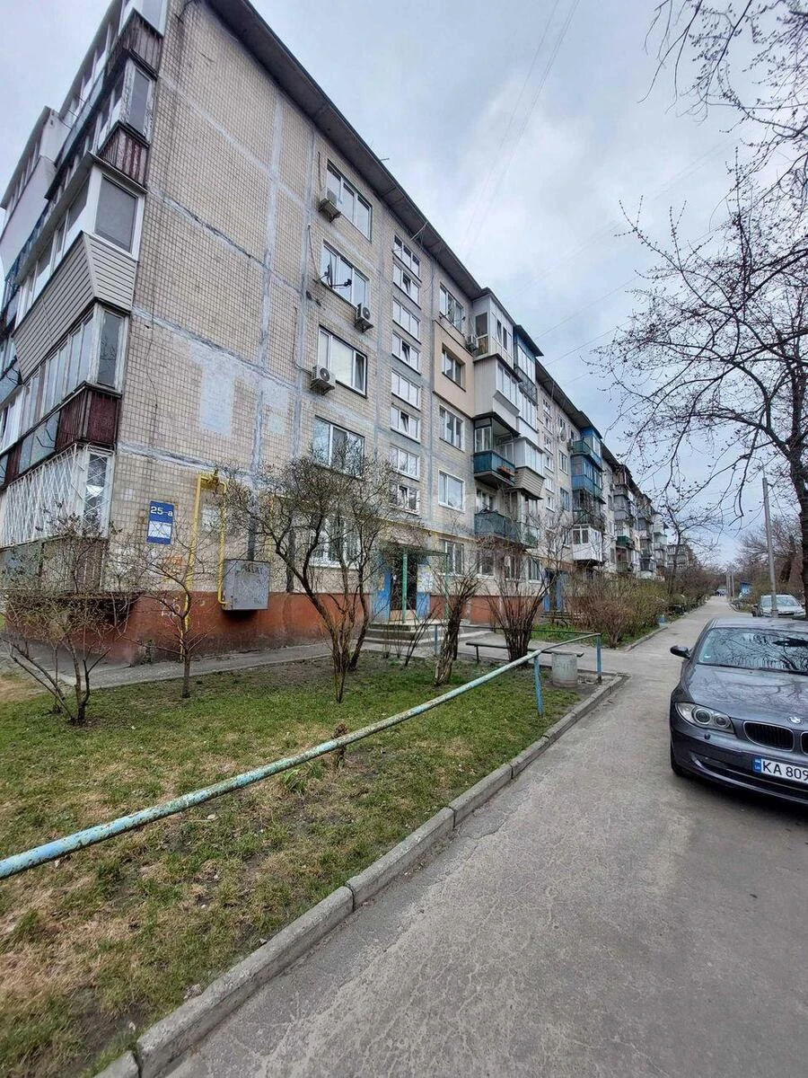 3к квартира ул. Черных Запорожцев 25А6677911