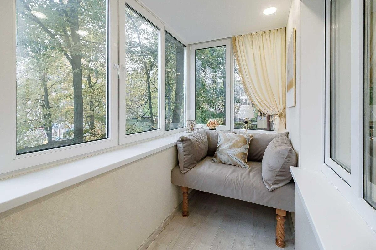 1k apartment pr-t Berestejskij 7Б666964