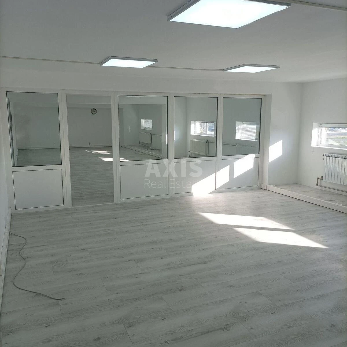 Trade object vul. Berkovec'ka 6, 3000m261685