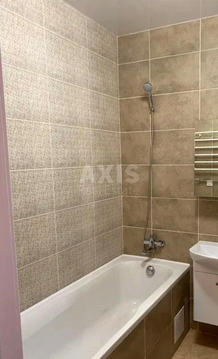 2к квартира ул. Михаила Максимовича 3Г664824