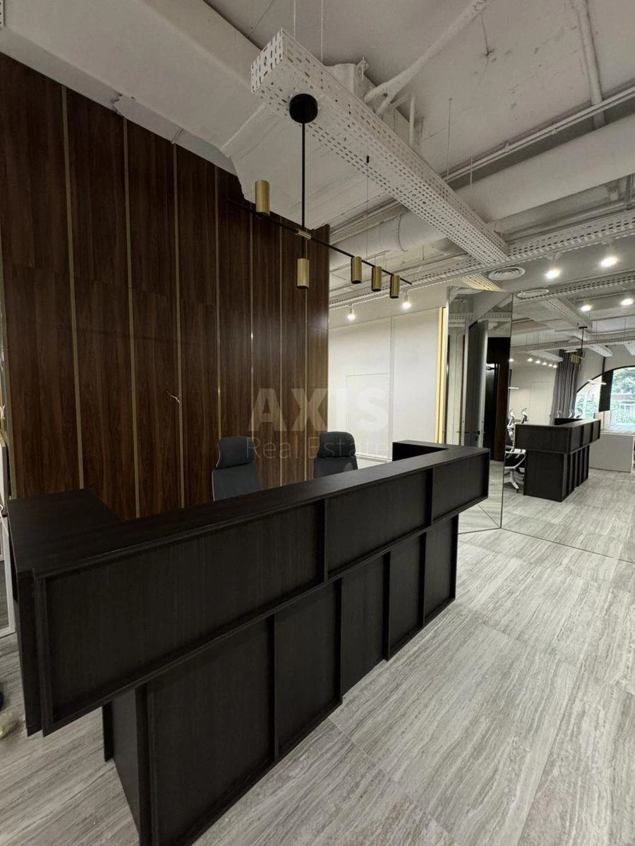 Office vul. Bul'varno-Kudrjavs'ka 15А, 202m2579789