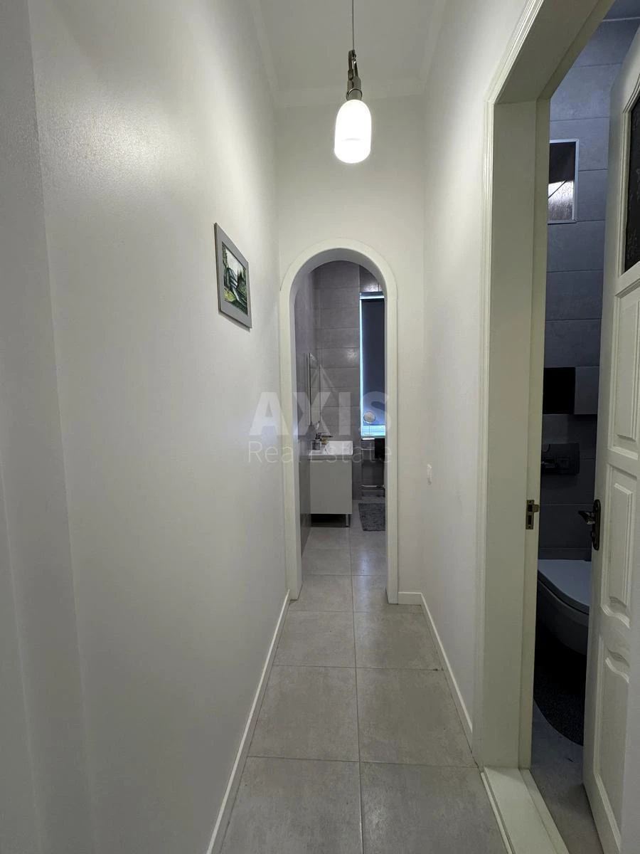 4k apartment vul. Kost'ol'na 156871819