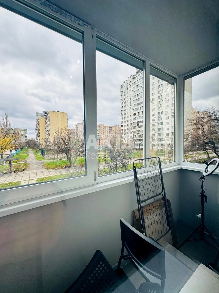 2к квартира ул. Братства Тарасовцев 57038813