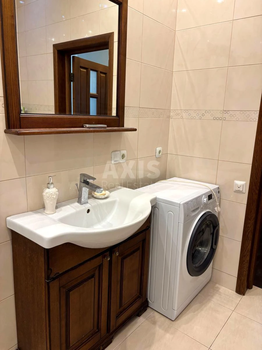Office vul. Antonovycha 72, 125m26800421