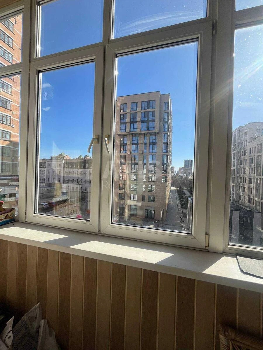 4k apartment vul. Bul'varno-Kudrjavs'ka 15709814