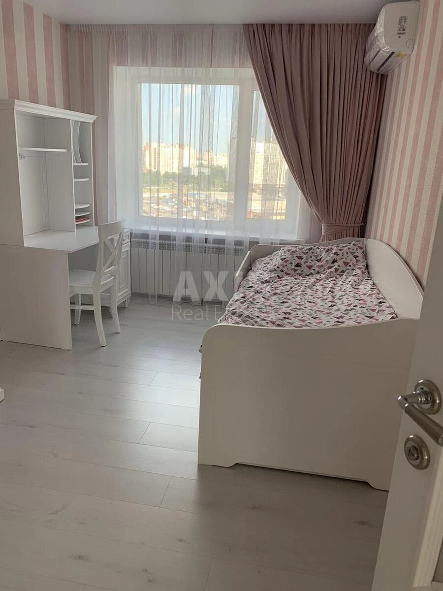 5к квартира ул. Левко Лукьяненко 13А676948