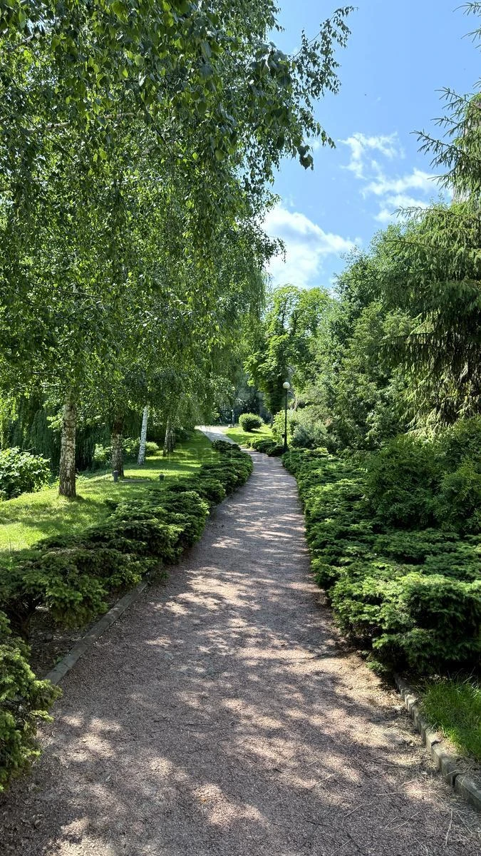 2к квартира ул. Вышгородская 45645255