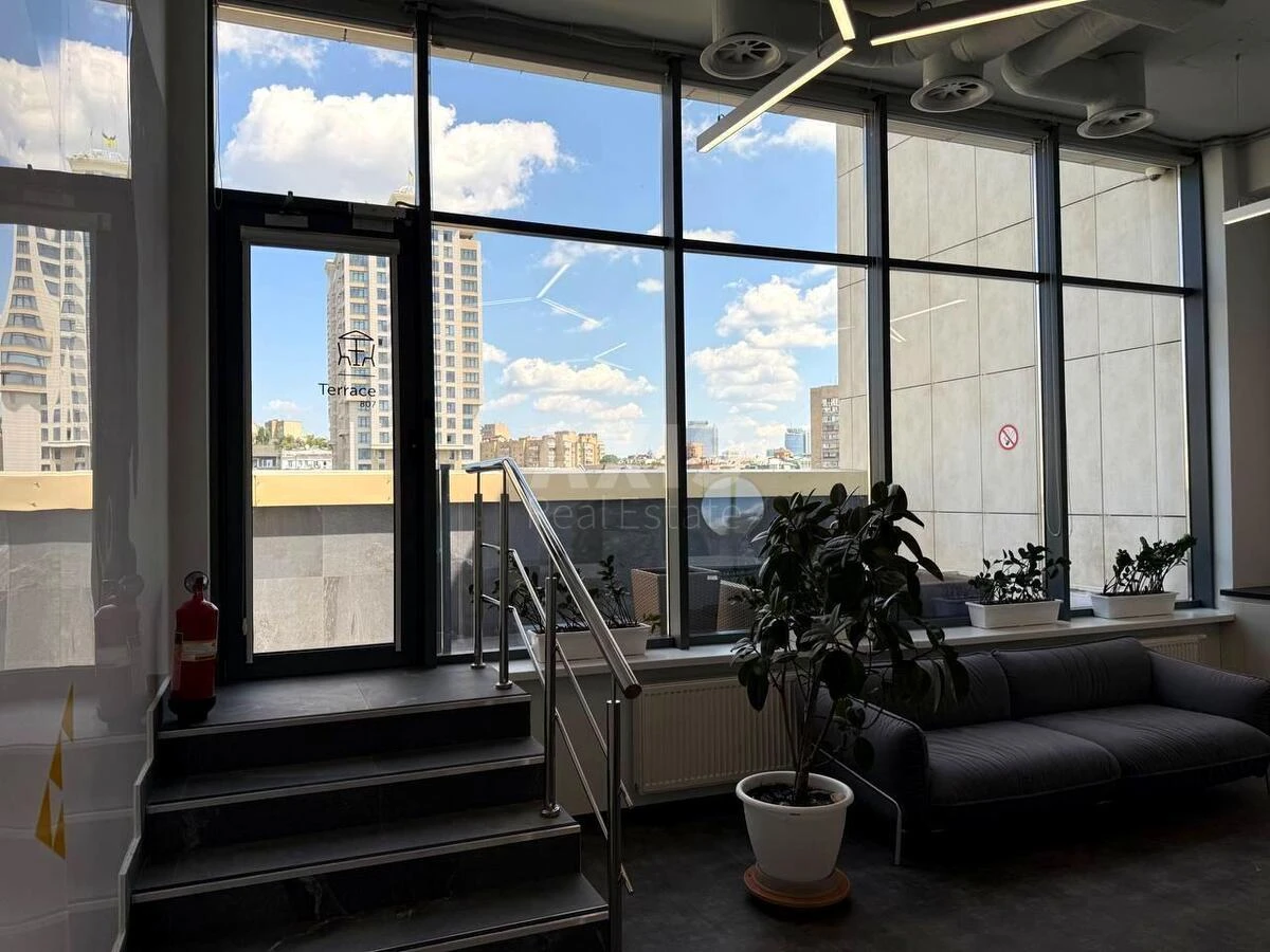 Office vul. Zhyljans'ka 58, 3000m26790110