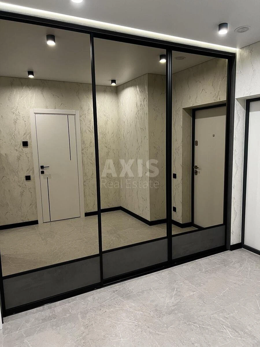 1k apartment vul. Glybochyc'ka 736635817