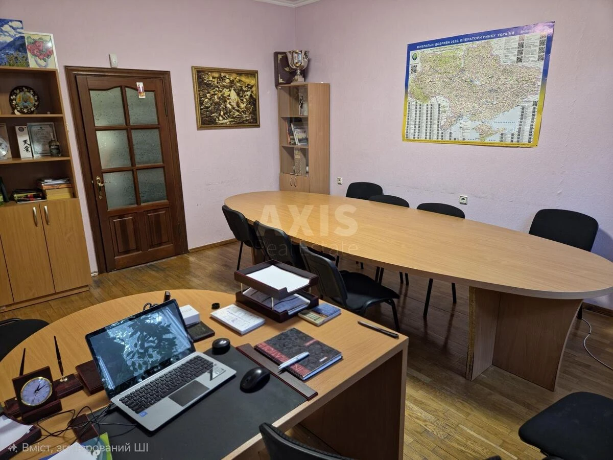 Офис ул. Драгоманова 17, 150м2694694