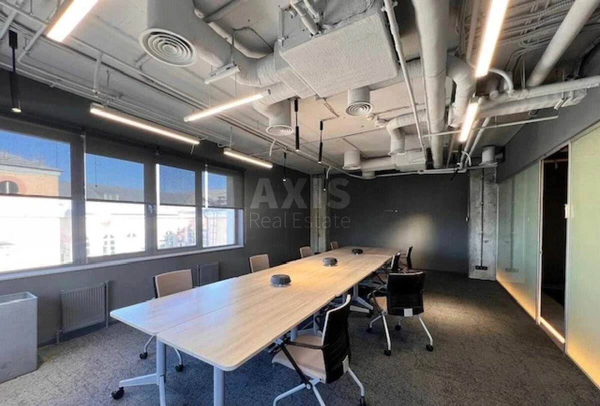 Office vul. Volodymyrs'ka 12, 710m266167