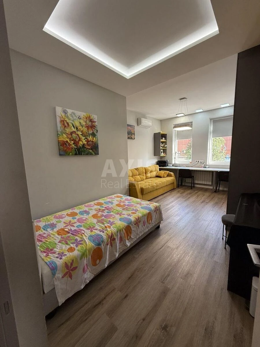 3k apartment vul. Preobrazhens'ka 8Б708266