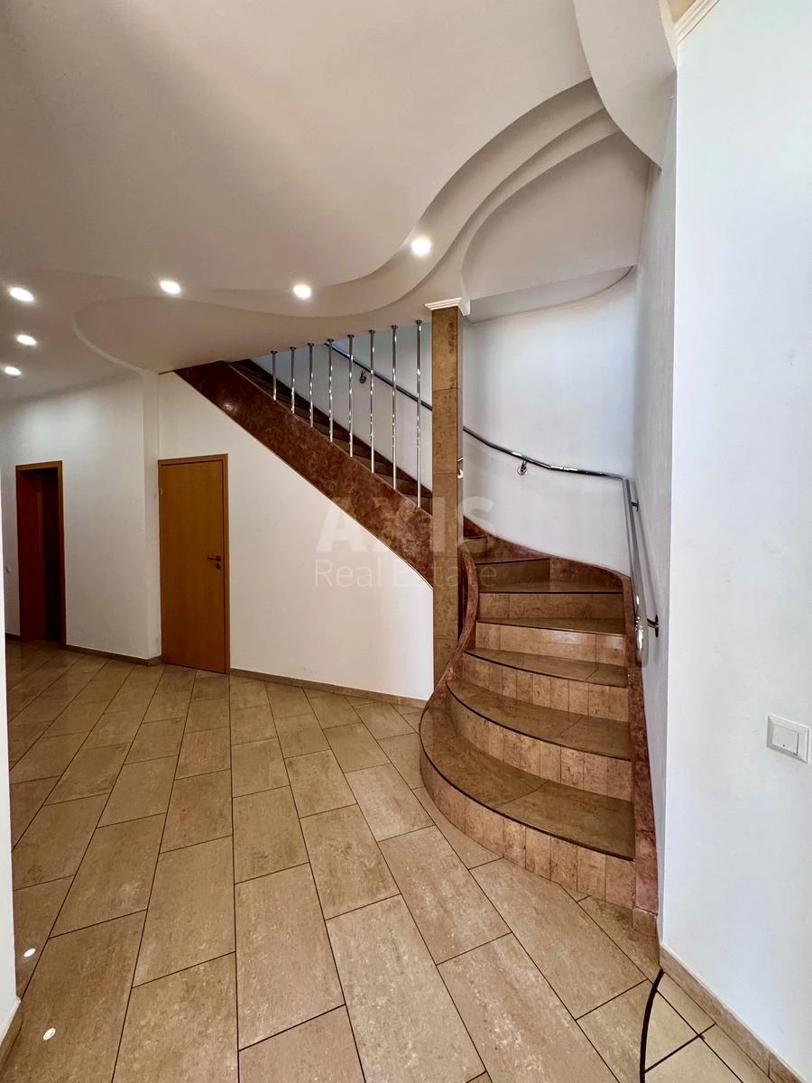 6k apartment vul. Tr'ohsvjatytel's'ka 136938518