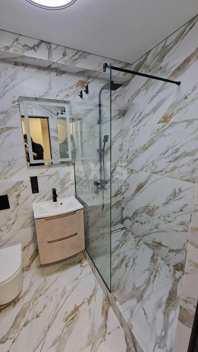 1к квартира ул. Михаила Максимовича 246417810