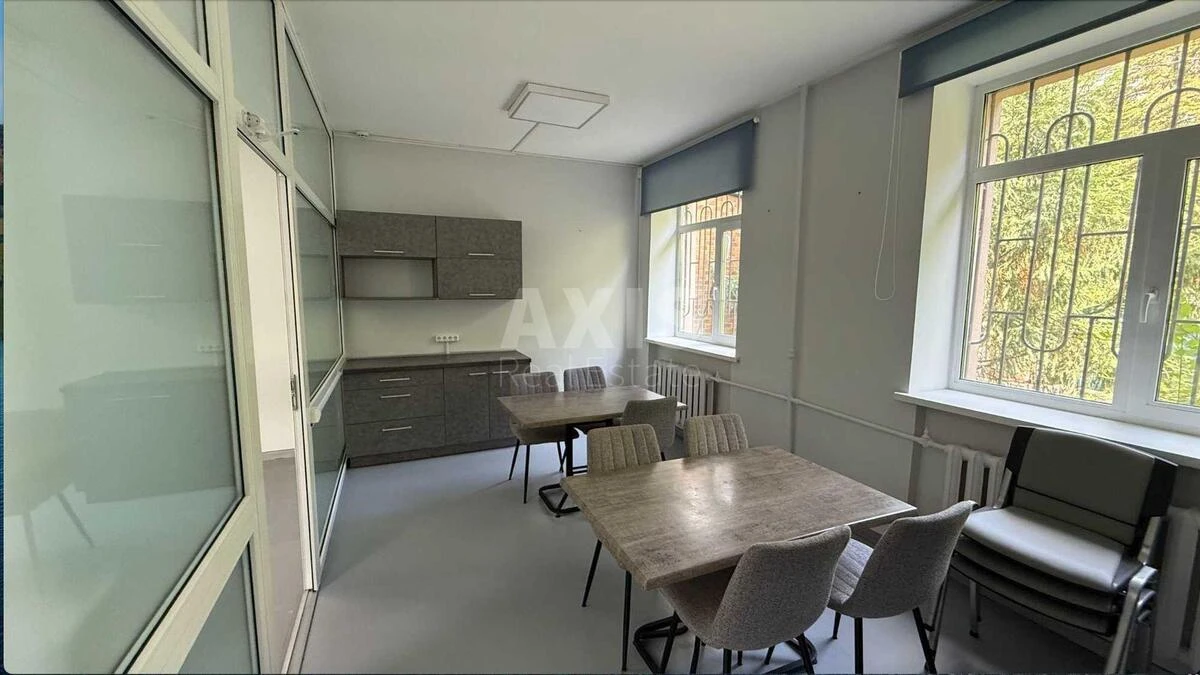 Office vul. Bastionna 14А, 150m2585966