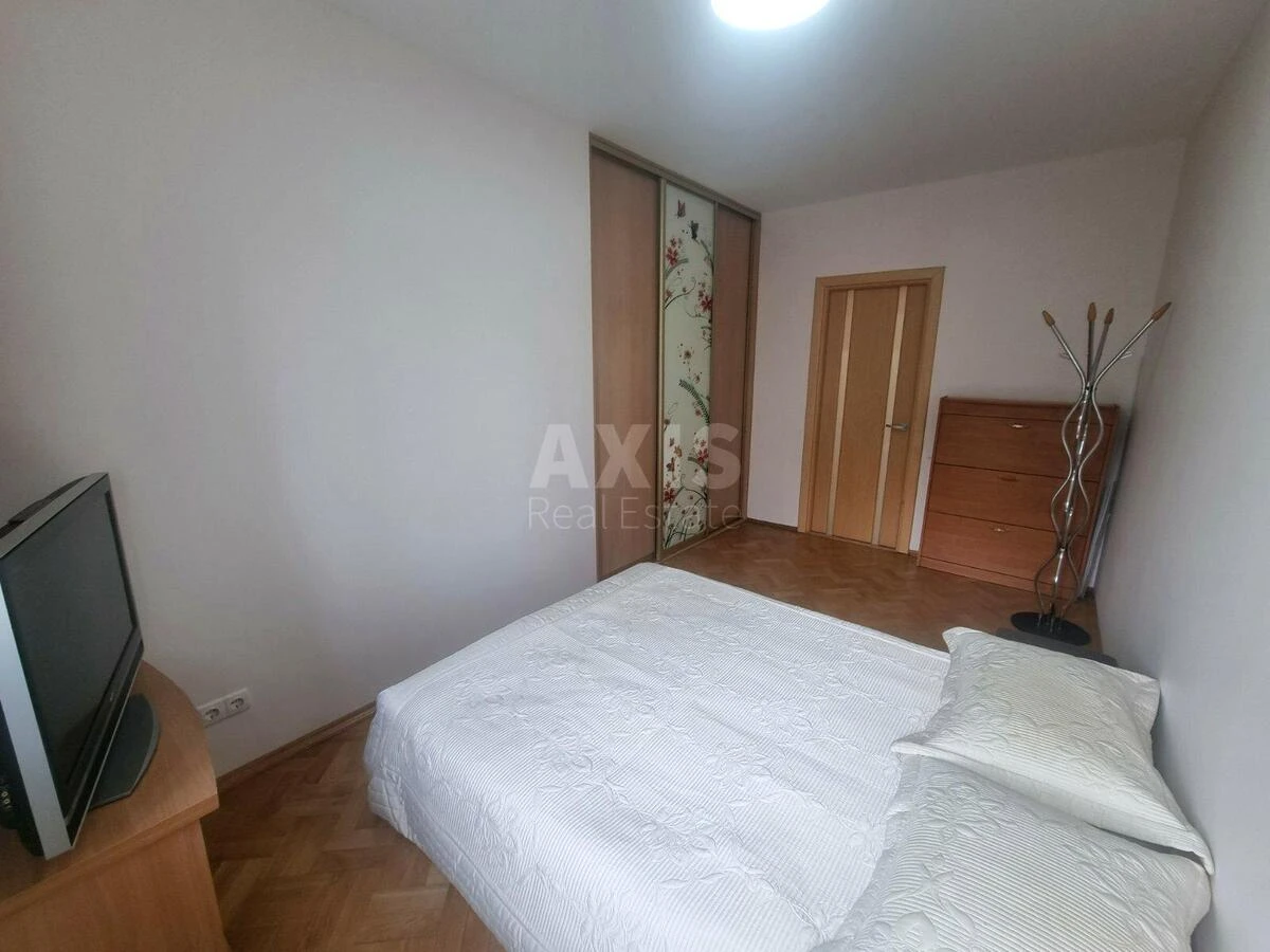 3k apartment vul. Jasnopoljans'ka 196692010