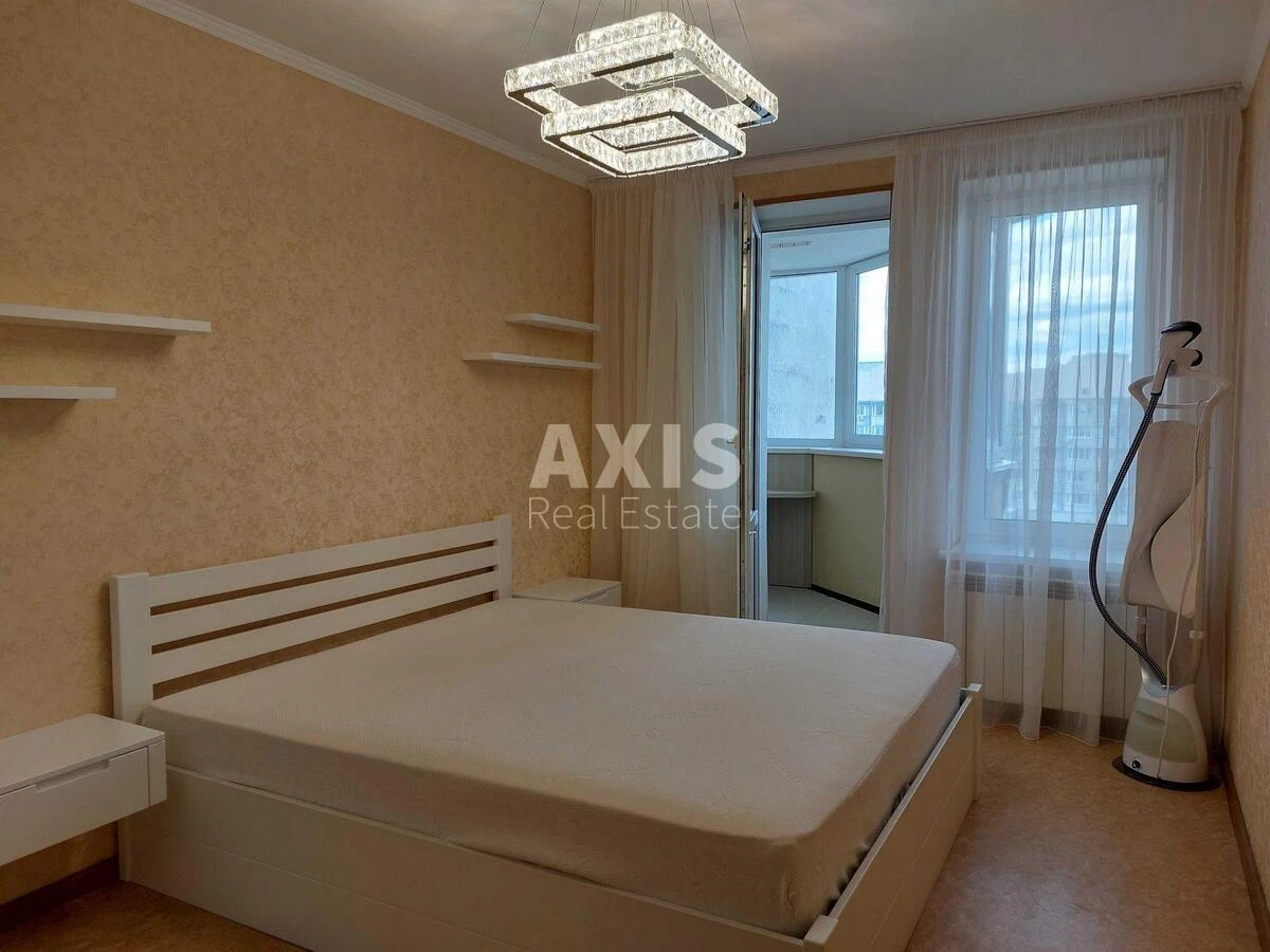 3к квартира ул. Юлии Здановской пятьдесят четыре А696613