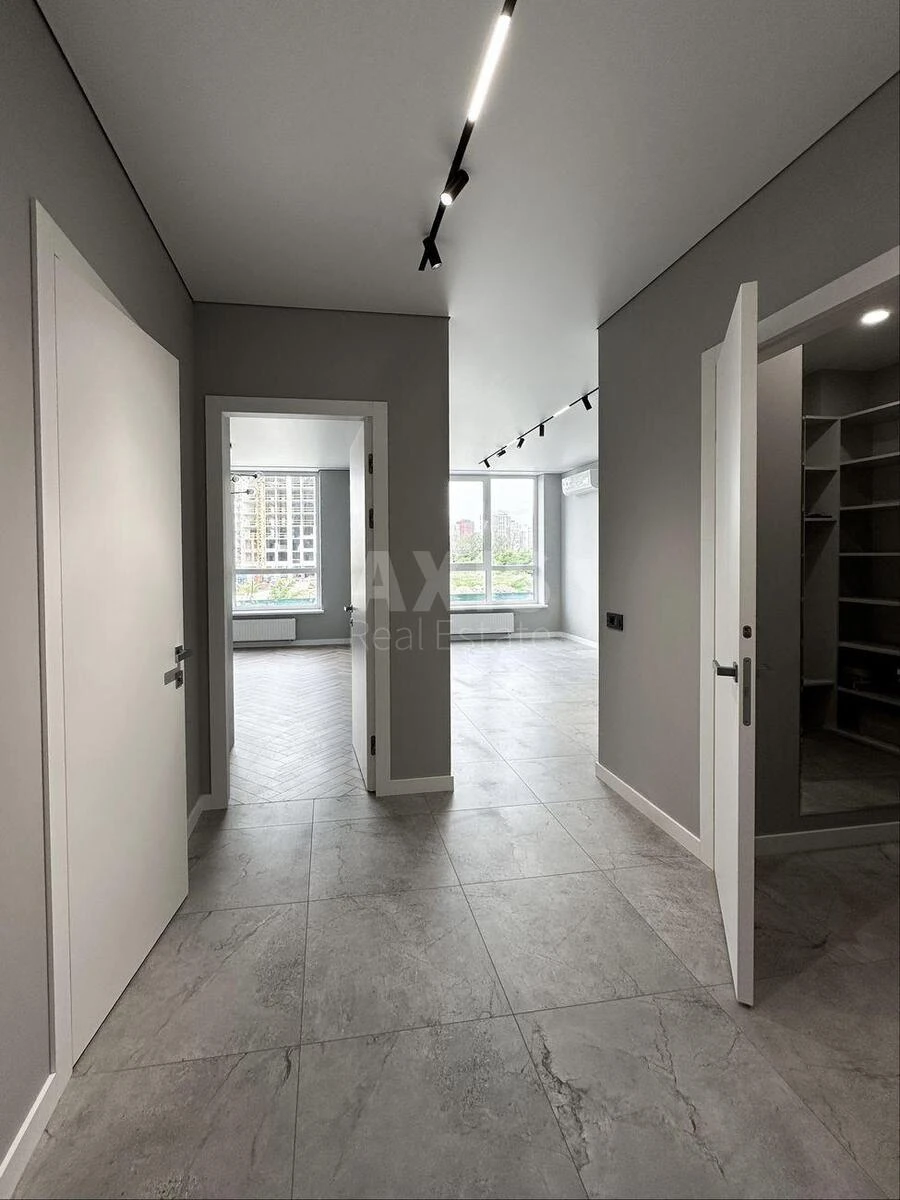 2k apartment vul. Rodyny Kristeriv 16691145