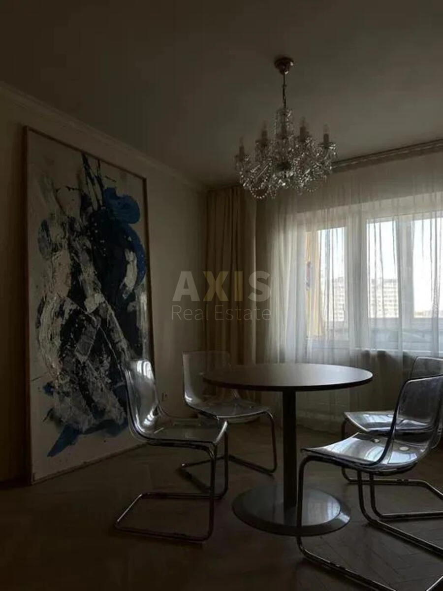 3k apartment vul. Bal'zaka Onore de 55Б671760