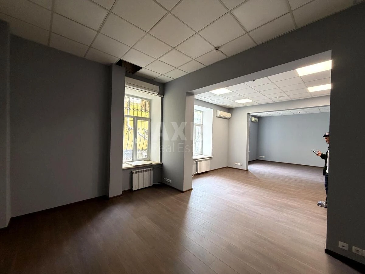 Office vul. Evgena Chykalenko 25, 300m26891911