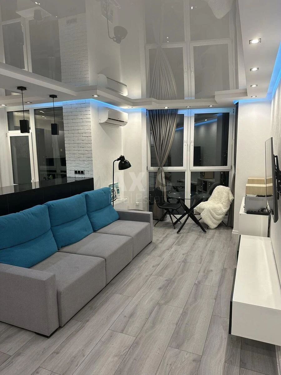 1к квартира ул. Андрея Верхогляда 2Б689354