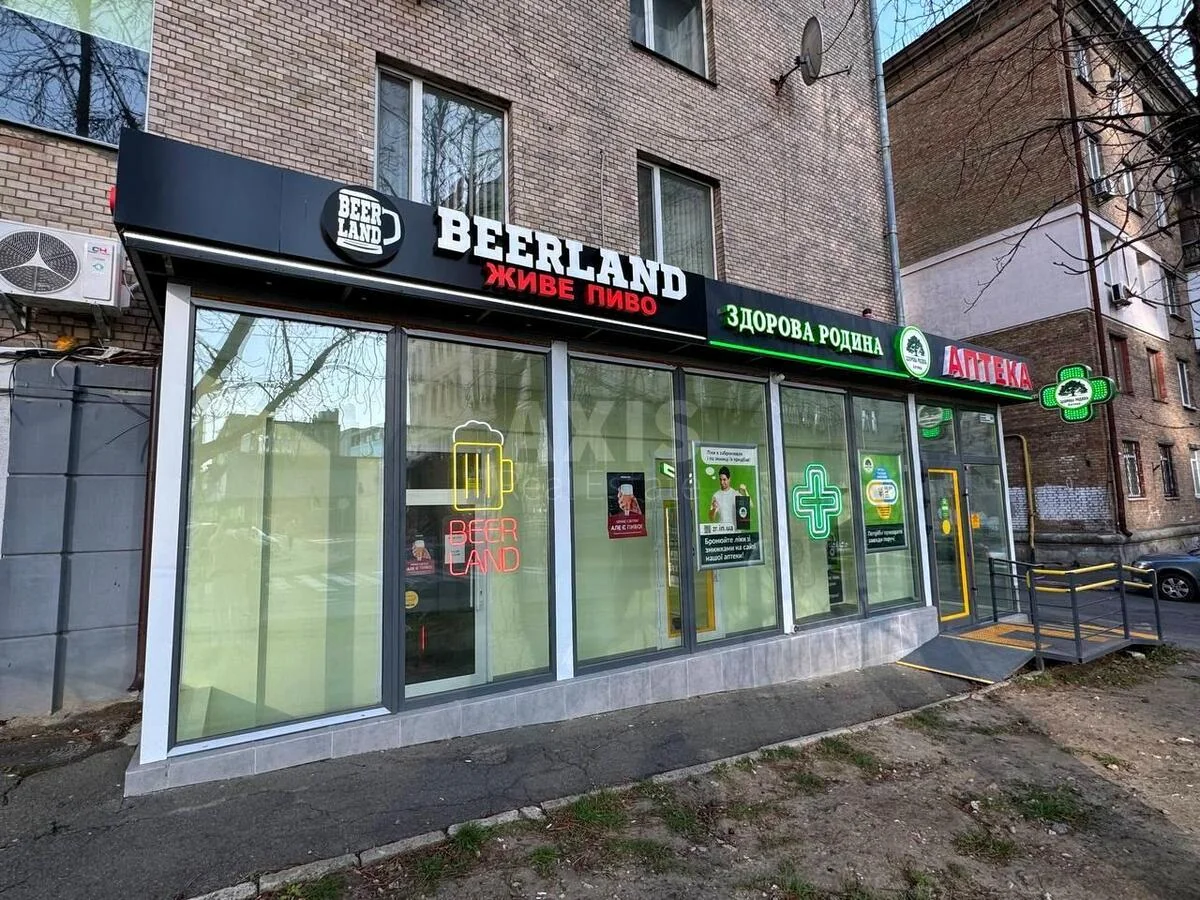 Trade object bul. Mykoly Mikhnovskoho 18/6, 120m2