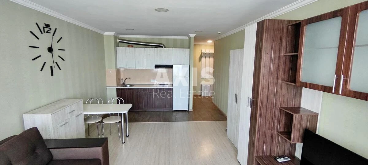 1k apartment vul. Uinstona Cherchillya 9370166