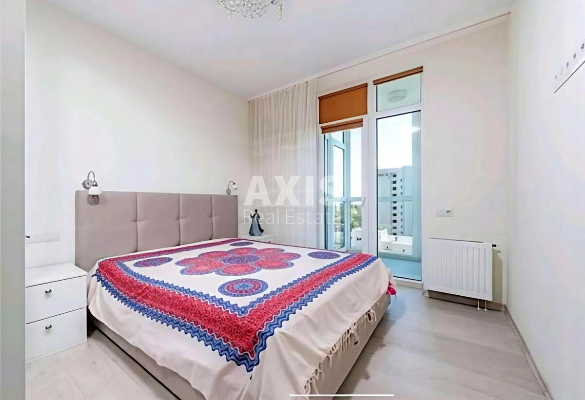 1k apartment vul. Solom'jans'ka Twenty amps637820