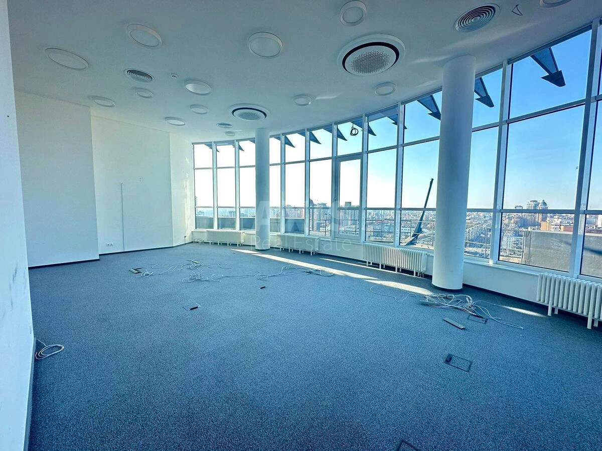 Office bul. Lesi Ukrai'nky 23, 700m26780913